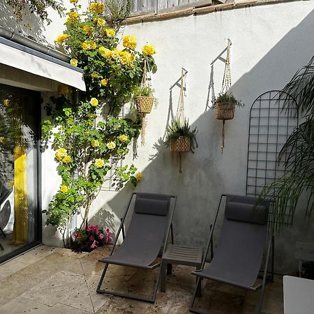 Appartements 3 Etoiles Terrasse Ou Patio Intra-Muros Aigues-Mortes Exteriör bild