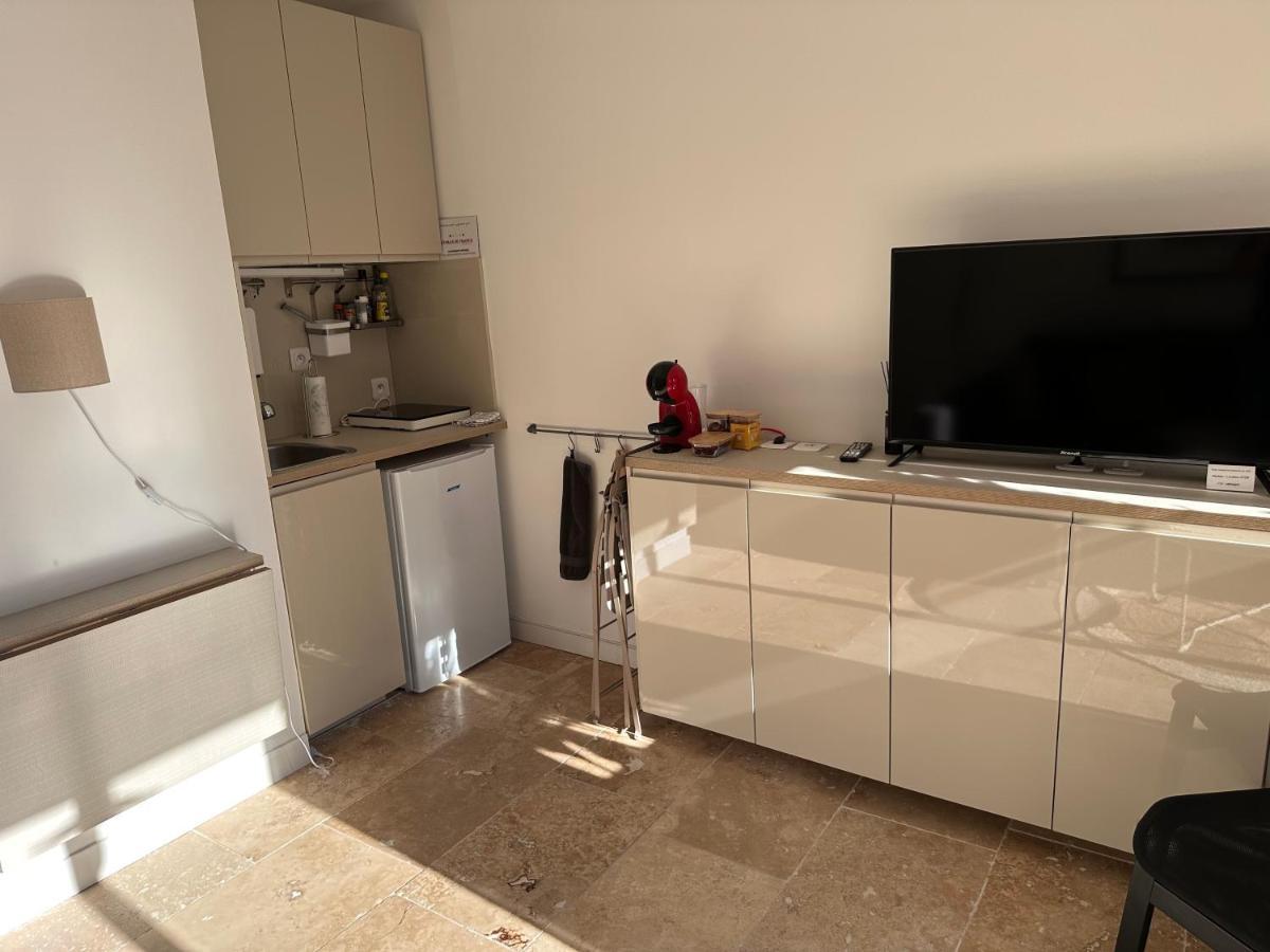 Appartements 3 Etoiles Terrasse Ou Patio Intra-Muros Aigues-Mortes Exteriör bild