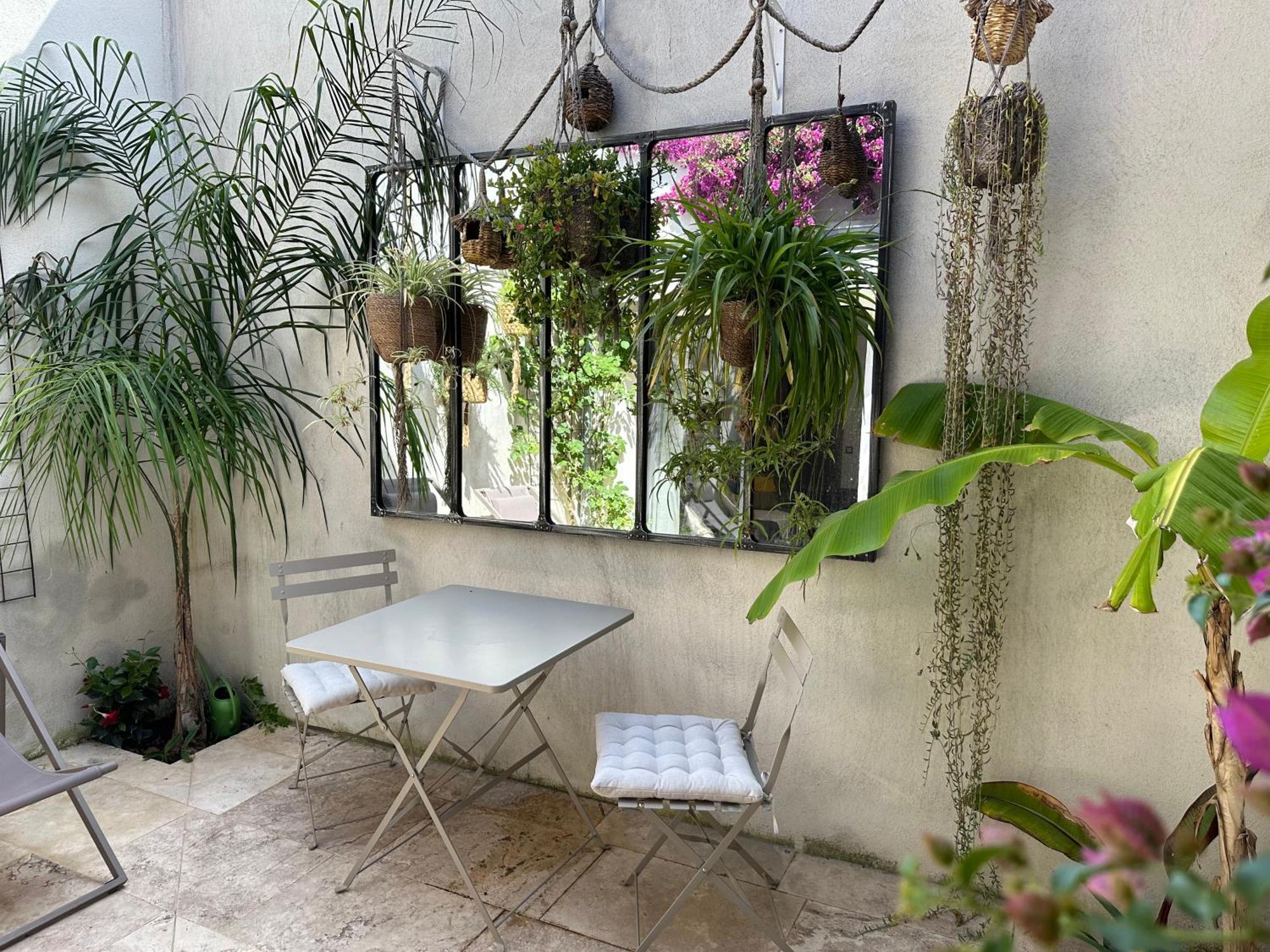 Appartements 3 Etoiles Terrasse Ou Patio Intra-Muros Aigues-Mortes Exteriör bild